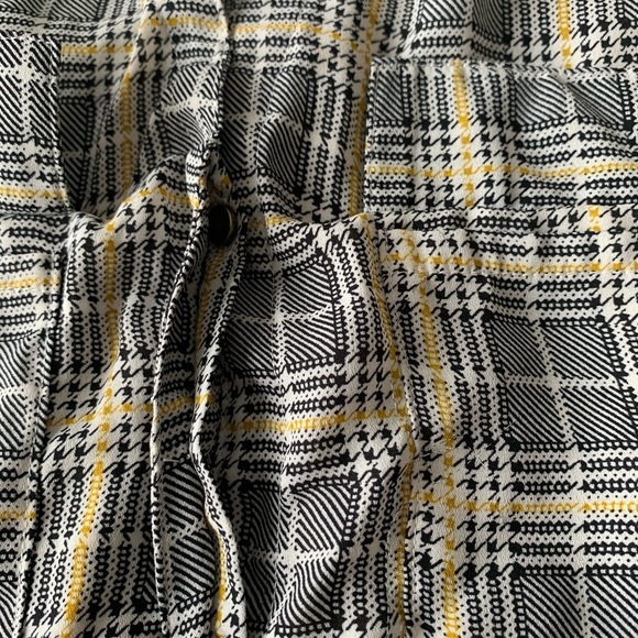 Cocomo Women roll-tab Sleeve printed Top size S - plaid blouse with bags - Picture 7 of 12